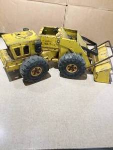 lot 87 image: Tonka Payloader