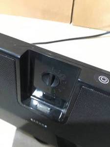 lot 52 image: Athena I pod speaker with remote