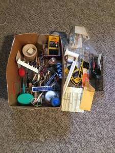 lot 129 image: Sewing items, ribbons and misc items.