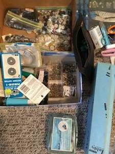 lot 131 image: Large collection of sewing items. Large collection of buttons.