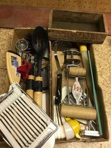 lot 158 image: Kitchen utensils