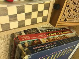 lot 185 image: assorted vintage games and chess