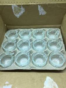 lot 189 image: Vintage glass punch set and Snack set