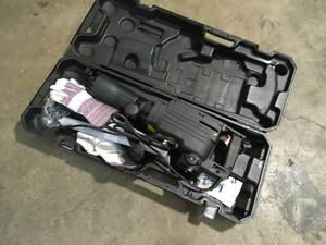 TR Industrial 11 Amp 31 lbs. Demolition Jack Hammer Customer Returns See Terms on Auciton