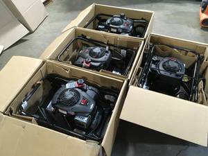 Lot of 4 Murray 20 in. 125 cc Briggs & Stratton Walk Behind Gas Push Lawn Mower with 4 Wheel Height Adjustment and Prime N Pull Start  Customer Returns See Terms on Auction