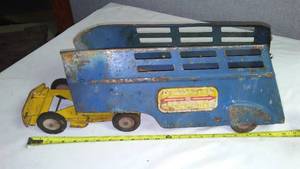 Vintage Wyandotte Trailer & Truck.
