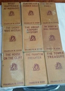 (9) Hardy Boys Books 1927-1948. Series Fair to Good.