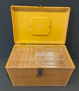 lot 60 image: Vintage Plastic Sewing Box with 2 Insert Trays