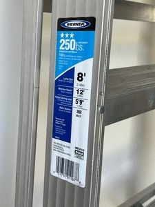lot 108 image: 8 Foot Ladder