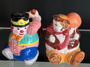 lot 84 image: Four Sets of Salt and Pepper Shakers