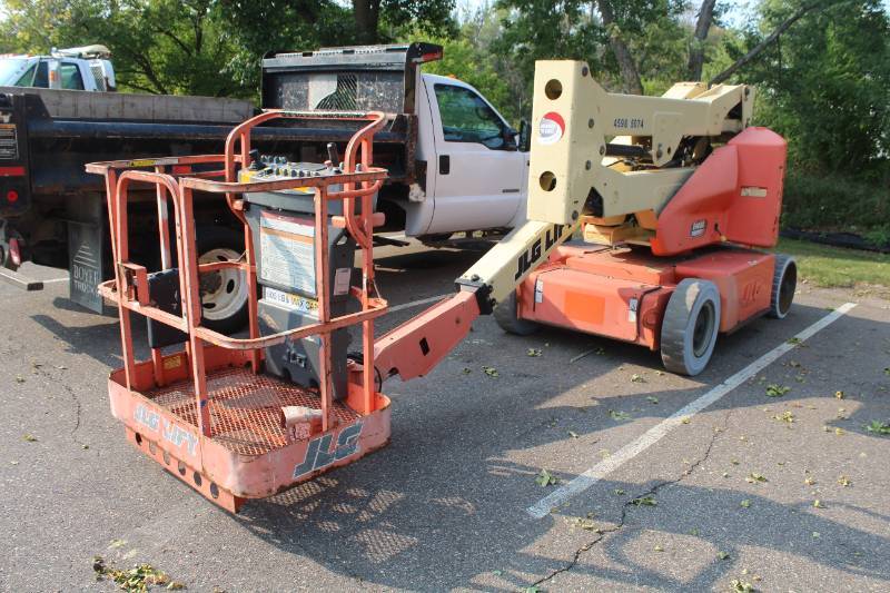 Maple Plain Heavy Equipment Sale KBID