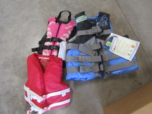 Life Vest 1 - NOS Full Throttle, P...