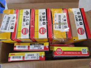 NGK Spark Plugs - 50 - B9ES, 14 - B...
