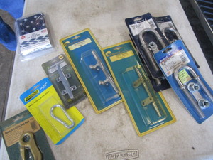 Two Hollow Base Cleat, SS, 6 x 1.2...
