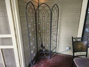 Porch Wall and Hanging Dcor