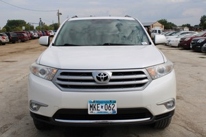 2012 Toyota Highlander SE 4x4 - 2 Owners -