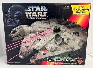 Star Wars Power Of The Force Millennium Falcon (Electronic Millenium Falcon) NIB