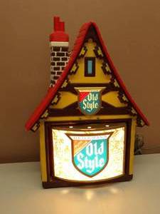lot 24 image: VINTAGE HEILEMANS OLD STYLE BEER LIGHTED MOTION HOUSE SIGN - WORKS - NICE - FANTASTIC PIECE - SEE PICTURES
