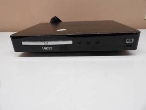 lot 54 image: VIZIO BLU RAY DVD PLAYER VBR 120 - WITH REMOTE & MANUAL - WORKS - NICE - SEE PICTURES