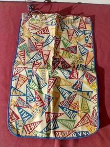 lot 38 image: Vintage Drawstring Sack With College Team Pennants
