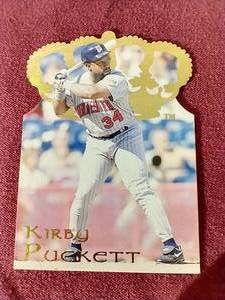 lot 64 image: Kirby Puckett Die Cut Card