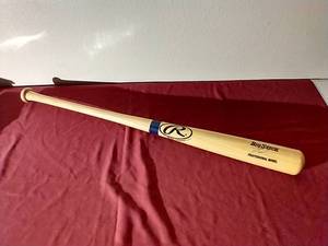lot 87 image: Autographed Darin Erstad Bat
