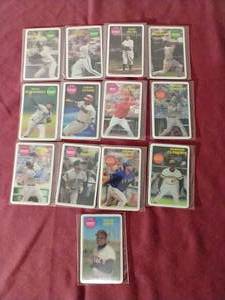 lot 105 image: 2012 Topps Archives 3-D Cards