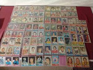 lot 108 image: Huge Lot of 1974-75 Topps Hockey Cards