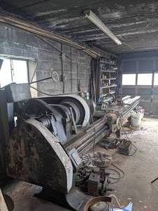 lot 9 image: HUGE Antique Putnam Machine Company 19 Electric Lathe