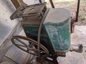 lot 220 image: Vintage Challenge Company Pump
