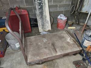 lot 110 image: Industrial Cart