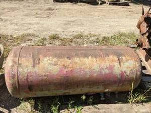 lot 233 image: Vintage Trinity Industries 113MF Empty Tank