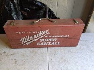 lot 250 image: Corded Heavy Duty Milwaukee High Performance Super Sawzall with Case