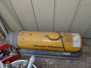 lot 252 image: Handy Master Portable Heater