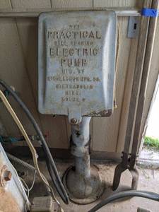 lot 258 image: The Practical Ball Bearing Electrical Pump