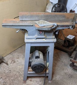 lot 160 image: Rockwell Delta 37-280 Jointer for Woodworking