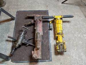 lot 152 image: Three Pneumatic Hand Held BreakerJack Hammer