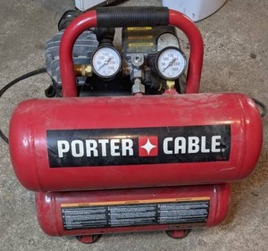 lot 155 image: Porter Cable 135 PSI Compessor