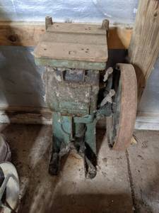 lot 236 image: Vintage The Doro Co. Water System