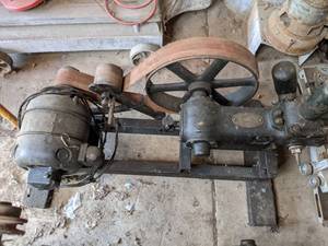 lot 177 image: Vintage Fairbanks Morse Co. Self Oiling Typhoon Pump