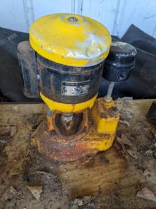 lot 277 image: Vintage General Electric A-C Motor with Thermal Protection