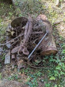 lot 307 image: Vintage Pile of Various Dodge Parts and Scrap