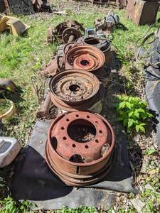 lot 300 image: Vintage Wheel Stocks, 5-Foot Long Pipe for Car Wheels and More