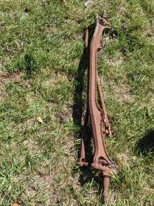 lot 290 image: Vintage Tractor Attachment Part