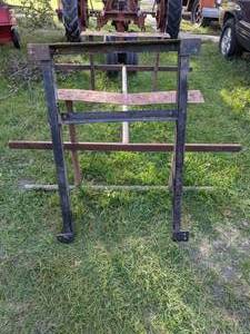 lot 328 image: (2) Large Metal Racks