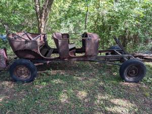 lot 29 image: Vintage Vehicle Body