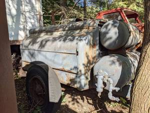 lot 429 image: Gardner Denver Air Compressor