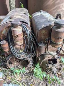 lot 394 image: Set of (2) Hercules Engines