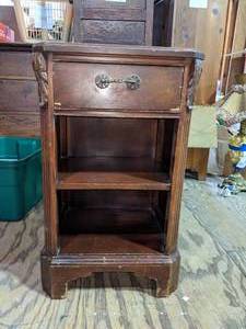 lot 452 image: Vintage Single Drawer Wood Shelf Nightstand