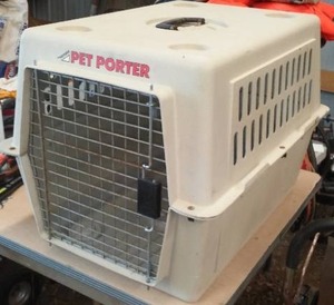 lot 367 image: Petmate Pet Carrier Pet Porter.